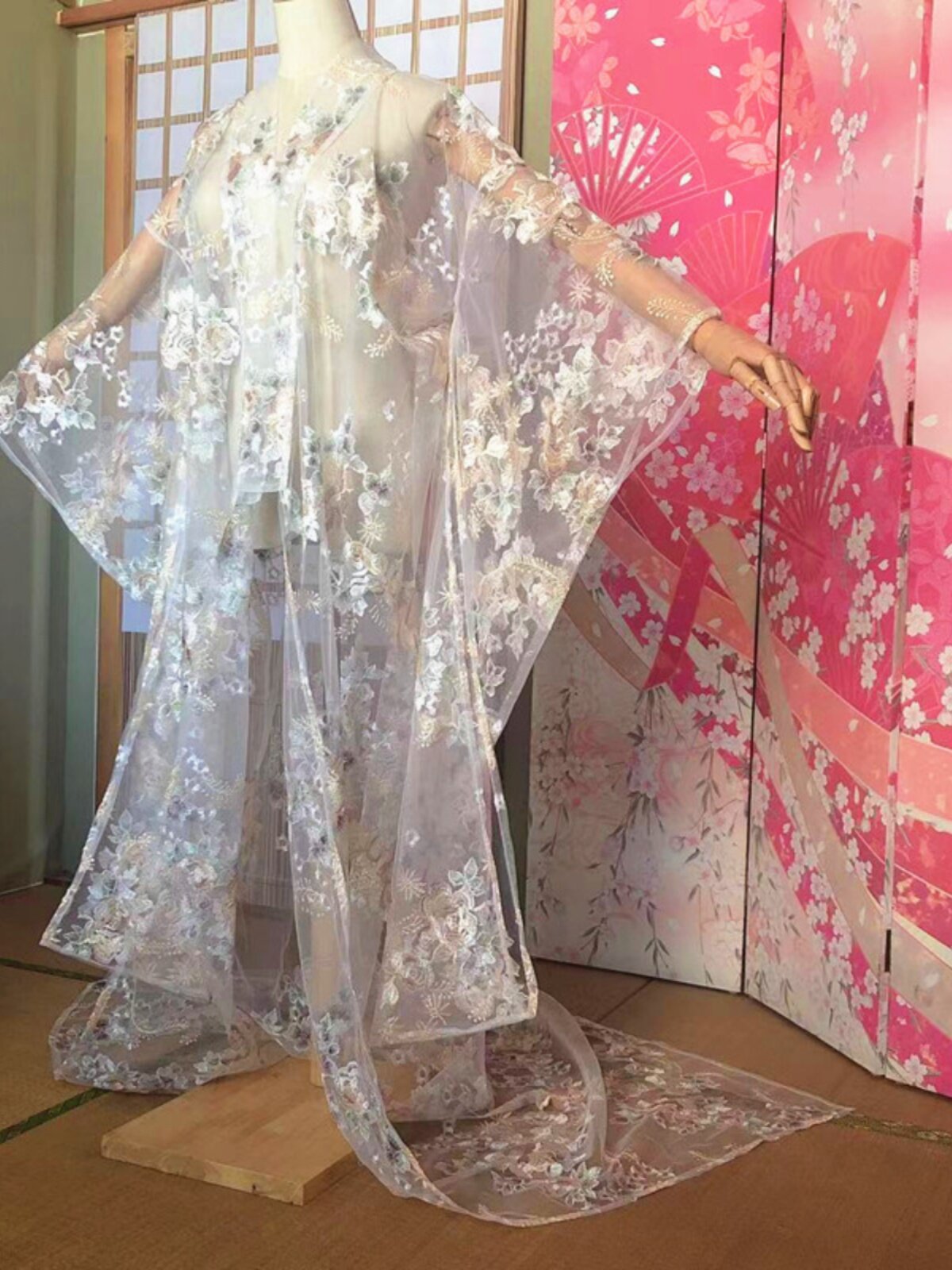 Kimono Sheer Floral - Kimono Bordir Bunga Transparan Gaya Jepang,