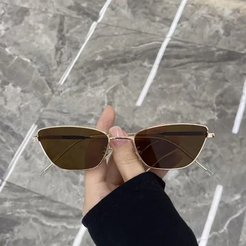 Kacamata hitam model kucing de - Sunglasses Cat Eye ulasan dan harga